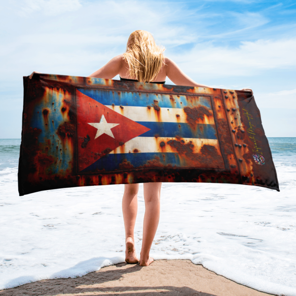 Rustic Cuban Flag Beach Towel - 30x60in Vintage Industrial Design